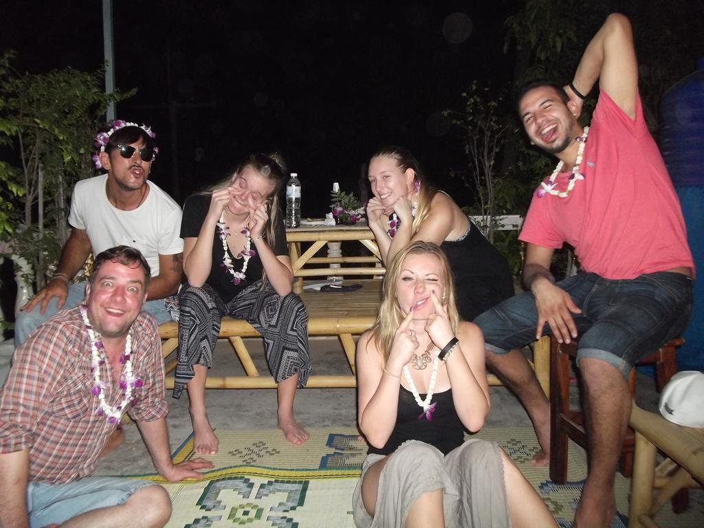 Sleep Tight Hostel At Koh Phangan Хаад Рин Экстерьер фото